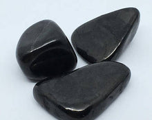 Load image into Gallery viewer, Shungite 3 Crystals Gemstone Healing 3 Tumbled Stones