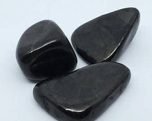 Load image into Gallery viewer, Shungite 3 Crystals Gemstone Healing 3 Tumbled Stones
