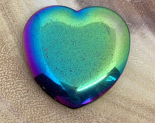 Load image into Gallery viewer, Rainbow Hematite Heart Crystal Gemstone Palm Stone
