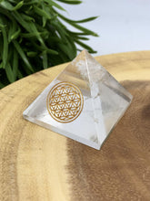 Load image into Gallery viewer, Crystal Pyramid Flower of Life Tigers Eye Rose Quartz Sodalite Amethyst Moonstone Tourmaline Aventurine Angelite Lepidolite Gemstone Chakra

